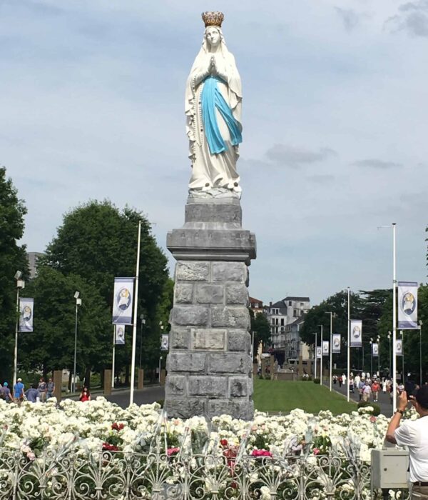 lourdes-mary france pilgrimage tour