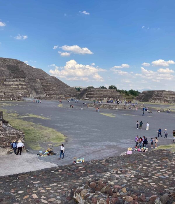 mexico pilgrimage pyramids