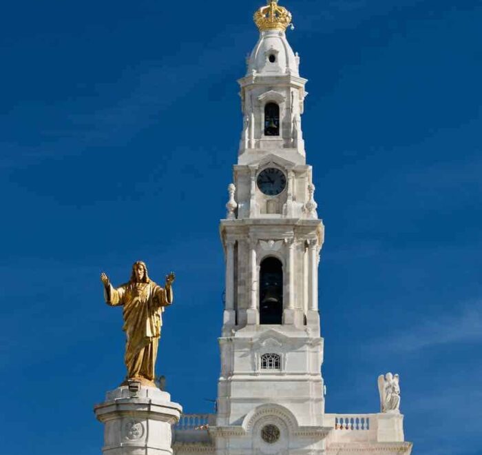 Fatima tower pilgrimage