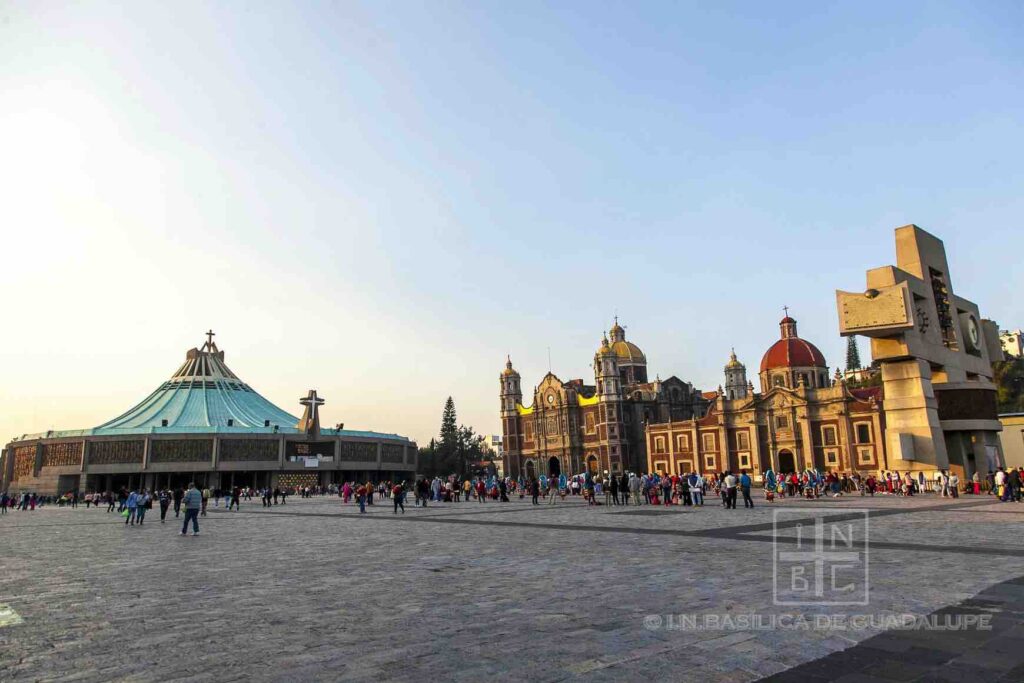 basilica plaza guadalupe pilgrimage tour mexico