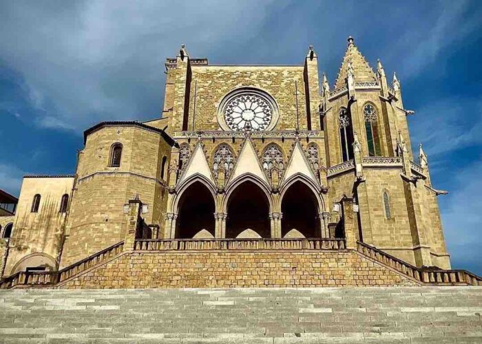 santa maria basilica manresa spain
