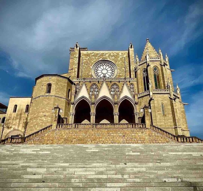 santa maria basilica manresa spain