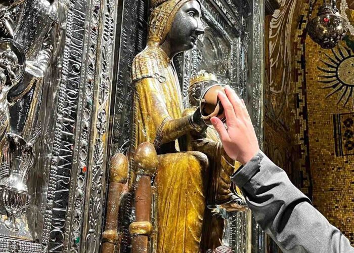 black madonna montserrat spain pilgrimage tour