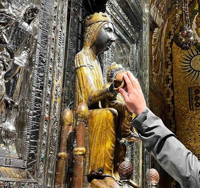 black madonna montserrat spain pilgrimage tour
