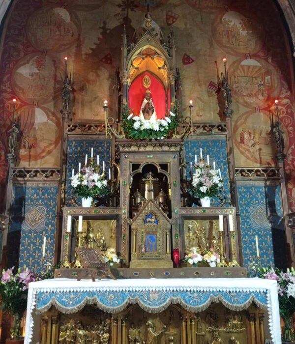 fleurs visitation rocamadour france pilgrimage tour
