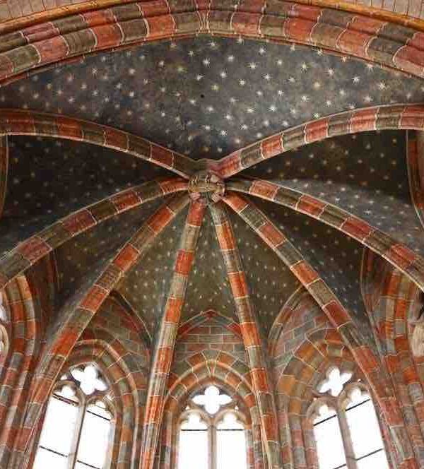 jacobins interior toulouse france pilgrimage