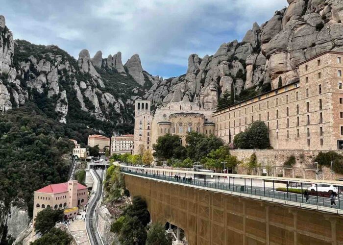 mountserrat mountain spain pilgrimage tour