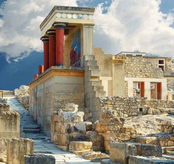 palace of knossos greece near heraklion pilgrimage tour