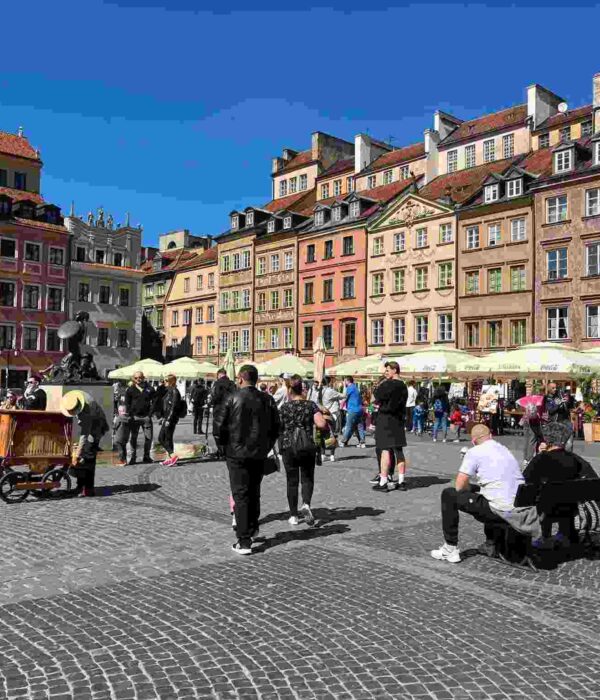 warsaw old town poland pilgrimage