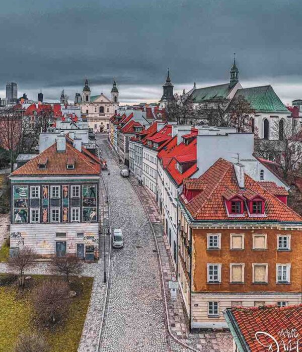 warsaw old town poland pilgrimage tour