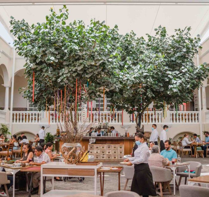 Astrid y Gastón peru pilgrimage tour