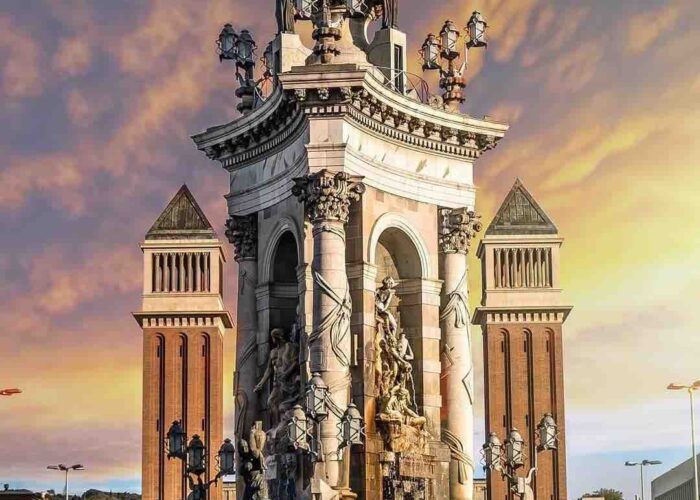 barcelona plazw espana spain pilgrimage tour