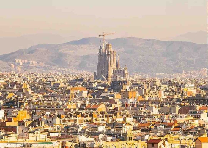 barcelona sagrada spain pilgrimage tour