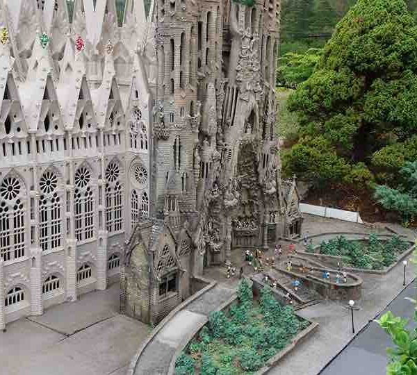 montserrat exterior pilgrimage tour