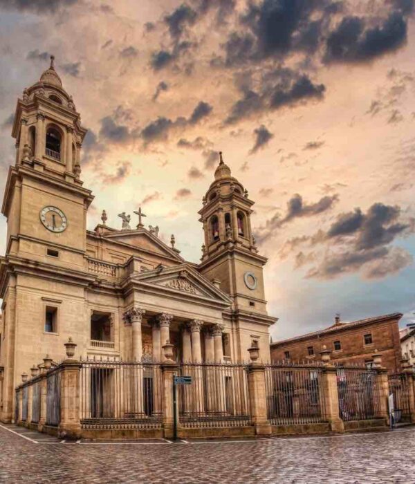 cathedral in pamplona spain pilgrimage tour