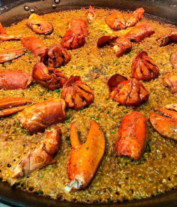 Paella spain pilgrimage tour food
