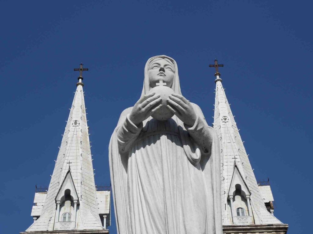 Notre dame saigon vietnam