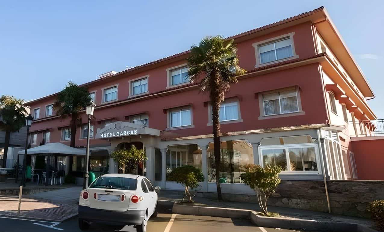 hotel garcas camino pilgrimage